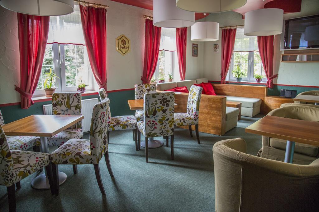 Hotel Sirakov Liptál Exterior photo